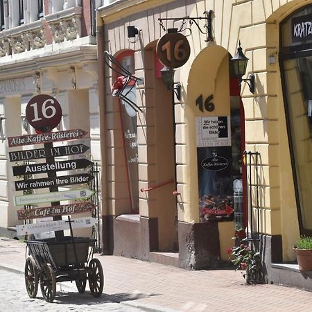 Fewo1846 - An Der Alten Kaffeeroesterei - Stilvoll Eingerichtete 2-Zimmer-Wohnung Im Stadtzentrum Flensbourg Extérieur photo
