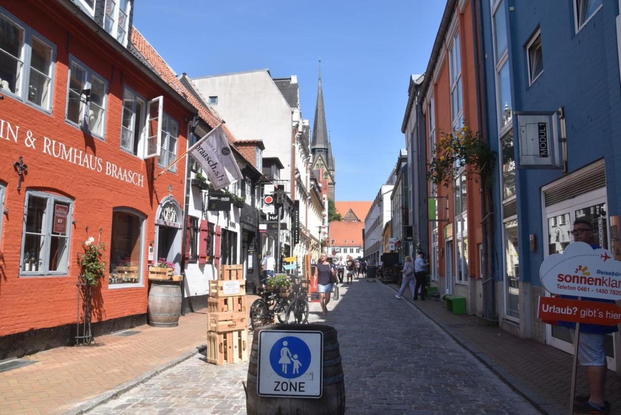 Fewo1846 - An Der Alten Kaffeeroesterei - Stilvoll Eingerichtete 2-Zimmer-Wohnung Im Stadtzentrum Flensbourg Extérieur photo